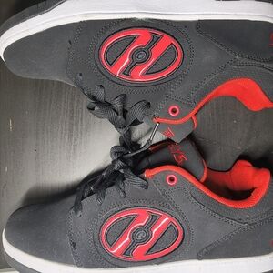 Stylish Black and Red Men's Sneakers